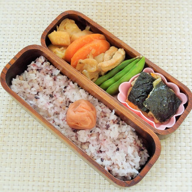 ◇蒸し煮野菜の磯辺焼き、と今日の母弁当