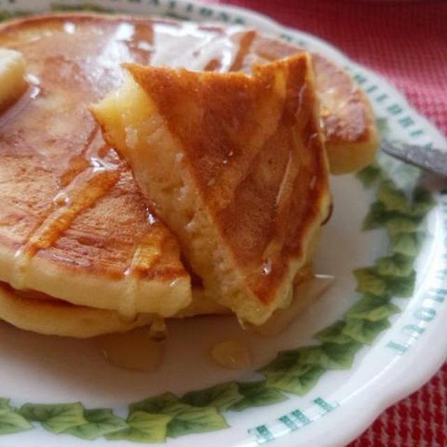 もっちもちふわふわ♪豆腐とヨーグルトのパンケーキ