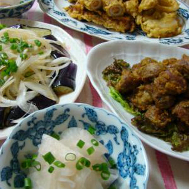 ビールのおつまみにも！ちくわのキムチーズの磯辺揚げ、砂肝のカレー揚げ他