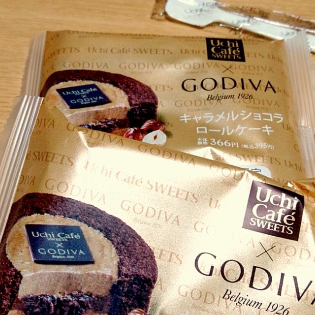 ゴディバのロールケーキ