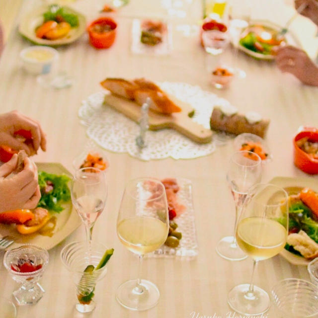 【レッスンリポート】春の食材でワイン会〜オレンジ色のテーブル〜