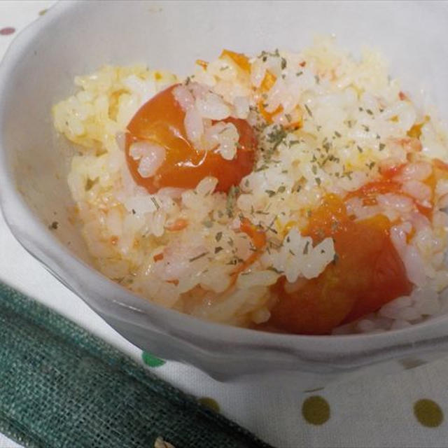 塩麹トマトごはん・材料は塩麹とミニトマト！簡単・美味しい絶品ご飯！！