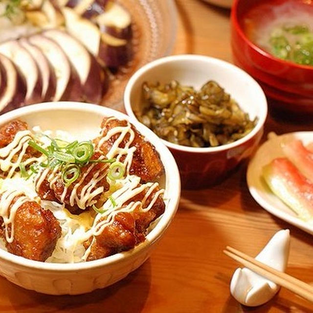 ４８８円＊鶏の甘辛唐揚げ丼定食【プール開き】
