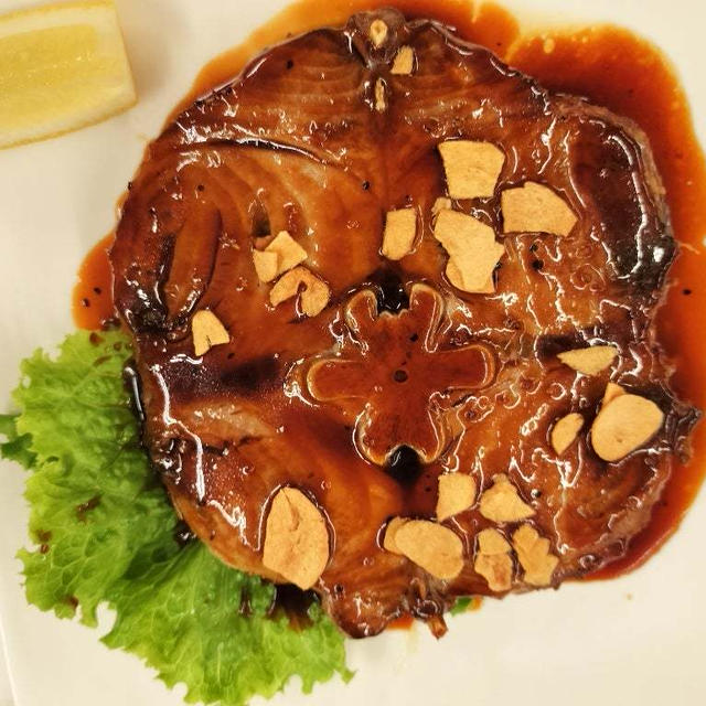 回転寿司ビストロ禅でお寿司とまぐろテールステーキを堪能してから山安へ干物買いに　日帰りドライブ