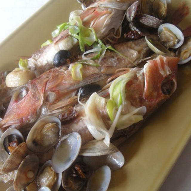 Gallinelle all'acqua pazza 金頭のアックアパッツァ