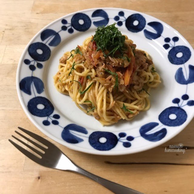 簡単時短♪フレッシュトマトとツナの焦がし醤油パスタ