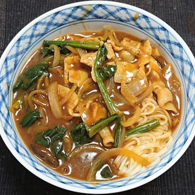 豚肉とほうれん草入りカレーうどん