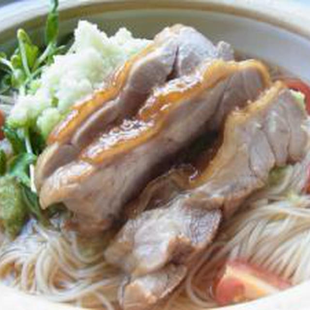 おろし温麺☆鳥チャーシューのせ　と　寝る間際に・・・