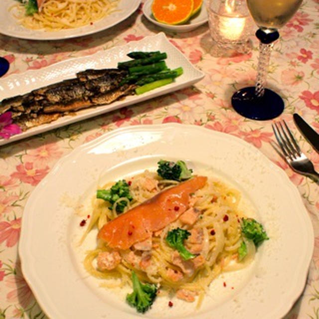 サーモンとブロッコリーのパスタ＆いわしのアンチョビバター