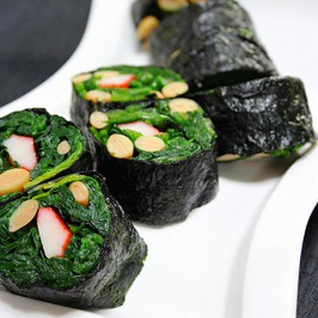 ほうれん草と蒸し大豆の海苔巻き・忙しい朝にパクリ