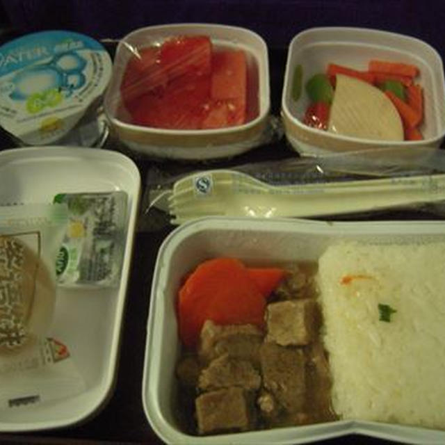 機内食と朝食ビュッフェ・イタリア旅行