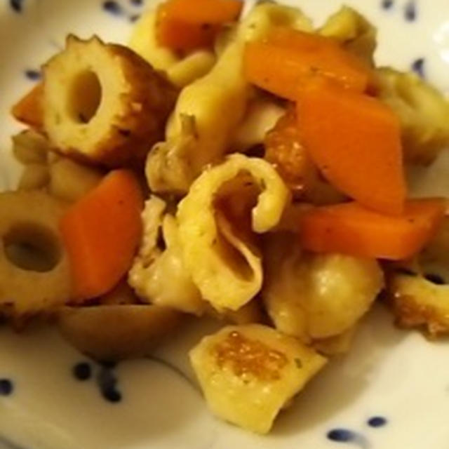ちくわと鶏皮のアヒージョ風味
