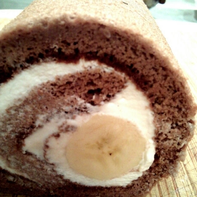 丸ごとバナナ風★チョコバナナのロールケーキ