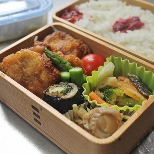 鶏胸肉の竜田揚げ弁当☆いわしのチーズロール焼き