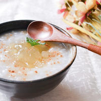 そのままで美味しい！もち麦おかゆをジャムとスパイスでアレンジ