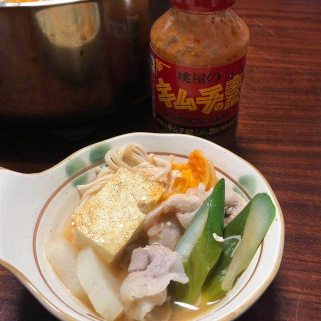 桃屋キムチの素でキムチ鍋♡