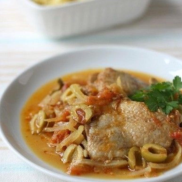 チキンとオリーブのサフラン煮