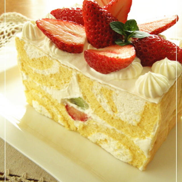 ロールケーキを四角いケーキに変身させる By ティ さん レシピブログ 料理ブログのレシピ満載