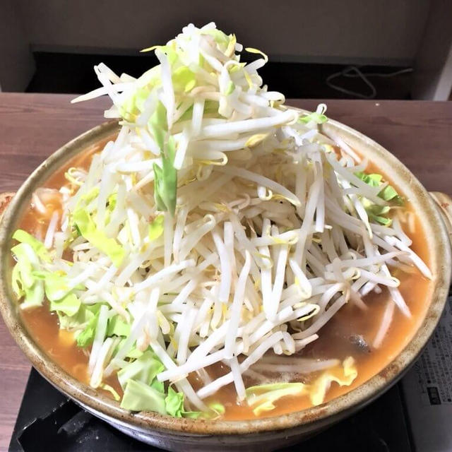 二郎ラーメン風マウンテン鍋のレシピ