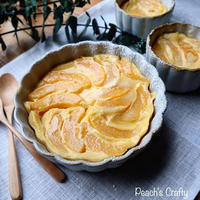 ホットケーキミックス＆レンジで簡単！ぷるぷる桃のクラフティ♡【#簡単レシピ#スイーツ】