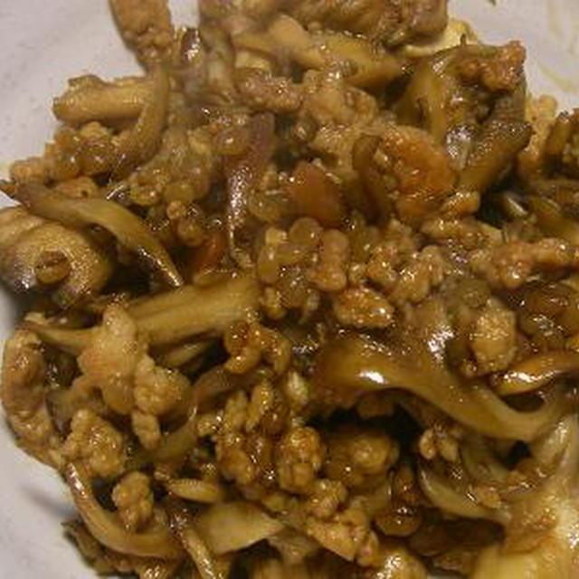 舞茸とひき肉のもろみ味噌炒め　