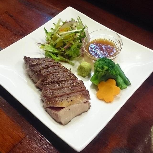 ★肉 バル・透 【那覇市松尾】★