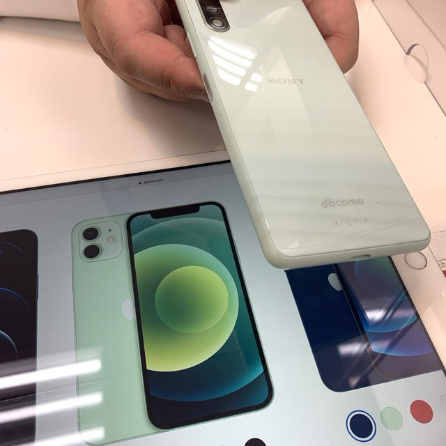 iPhone12