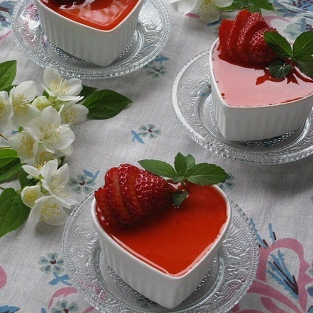 苺とホワイトチョコのムース