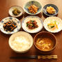 大根と胡瓜の酢のもの、葱と豚の甘辛炒め、ひじき煮、大豆の煮物、で朝ごはん
