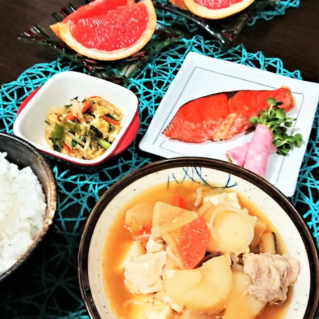 【おうちごはん】豚汁レシピ　と　リメイク　　　【久々に豚汁メインの夕食！】
