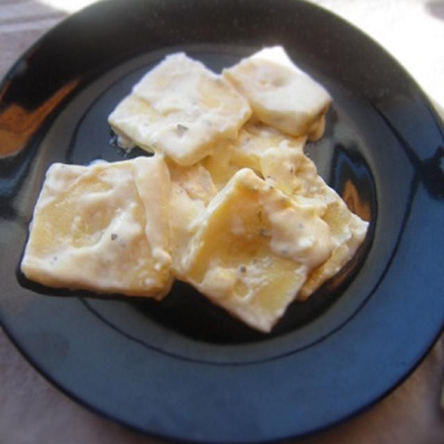 ジャガイモのニョッキ・セージ風味のクリームソース