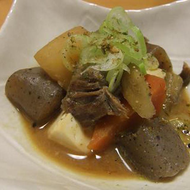 牛すね肉の味噌煮込み