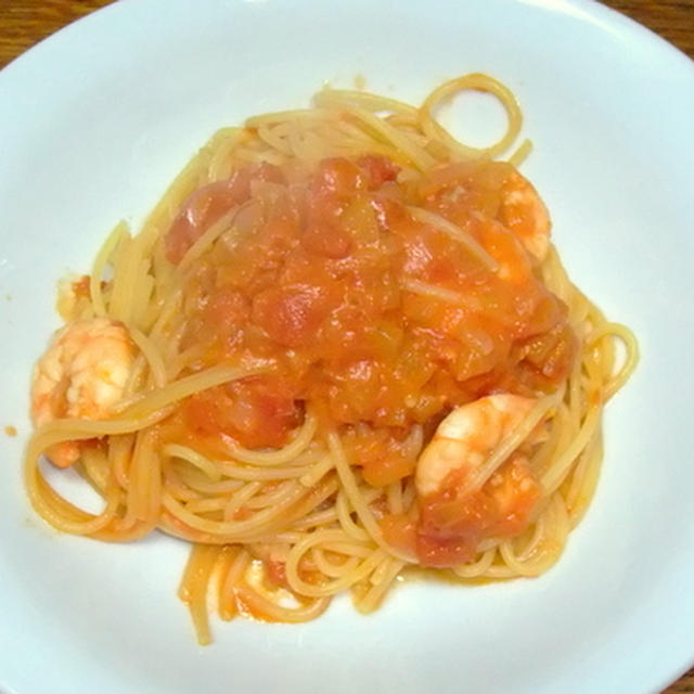海老のトマトクリームパスタ