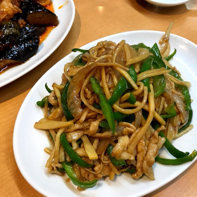 人気の安定中華☆茄子の味噌炒め、ピーマンと筍の炒め物、餃子@