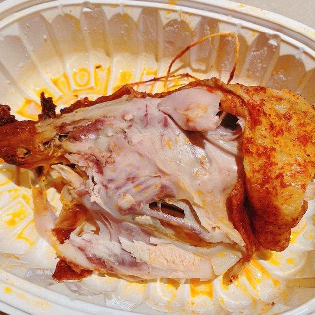 グリルチキンが一羽千円
