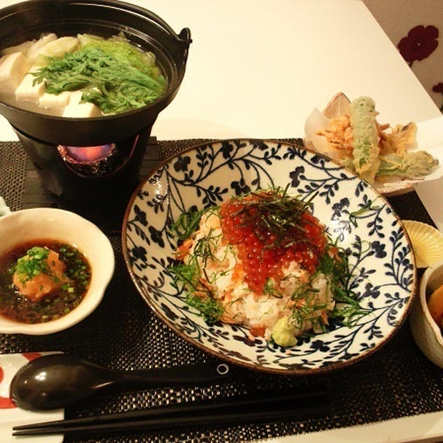 いくらと鮭の親子丼