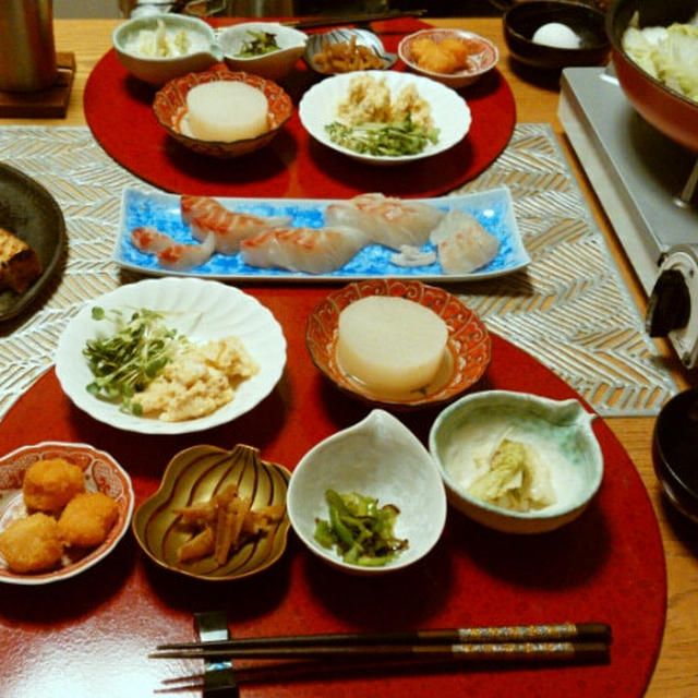 とり白菜焼とお刺身少々、厚揚げと小鉢6品で和っぽい晩酌