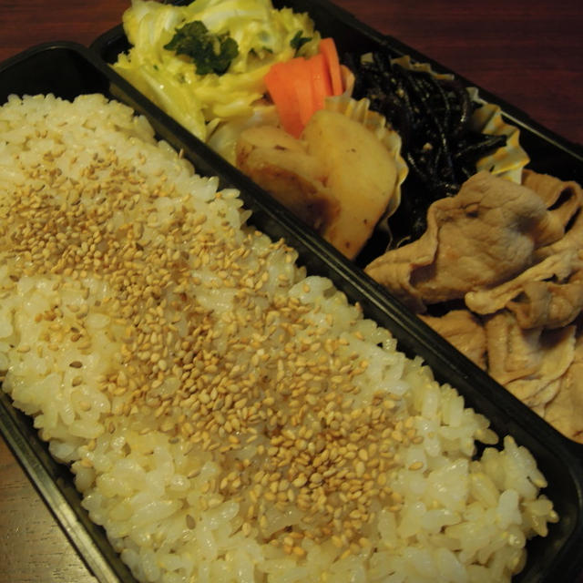豚のにんにく醤油漬け弁当