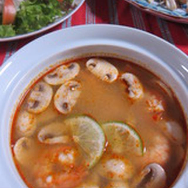 「ＴＯＭ　ＹＵＭ　ＧＯＯＮＧ　～　トムヤンクン　～　」