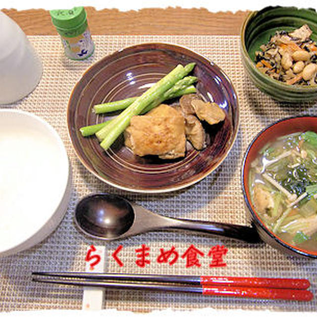 豚ヒレ肉と厚揚げのハチミツ醤油煮定食♪と、貰い物ロールケーキ