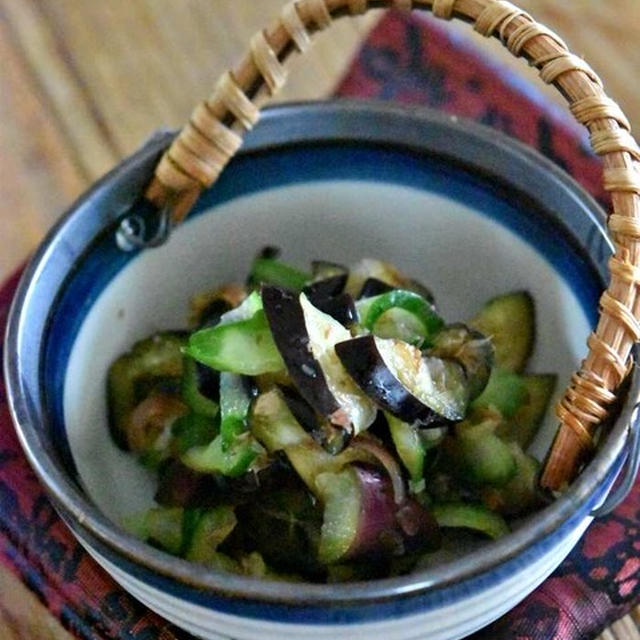 夏野菜でパパッと一品♪火を使わない「なすの浅漬け」レシピ
