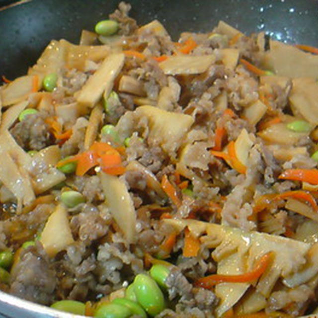 筍と牛肉の甘辛煮。