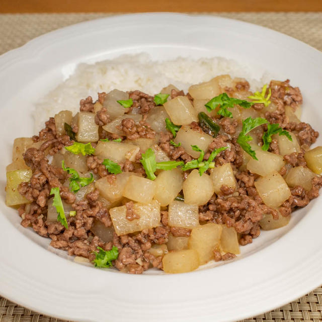 のせておいしい挽肉と大根のオイスターソース炒め