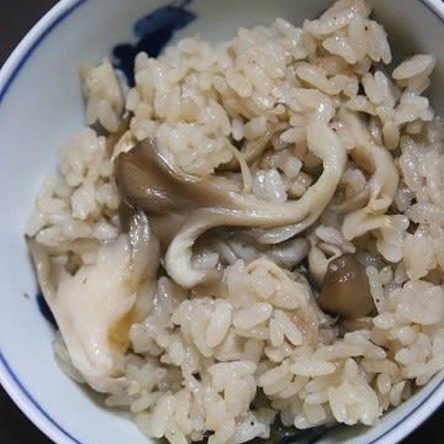 2月19日　　舞茸土鍋ごはん＆小松菜の具沢山お味噌汁