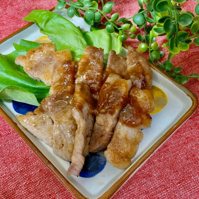 ＊豚肉ステーキにんにく味噌ソース＊