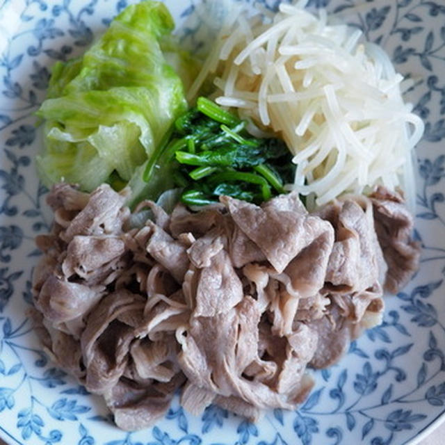外食をやめ自宅で食事