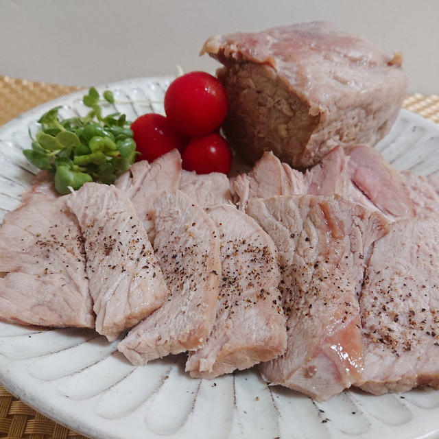 ぐんまクッキングアンバサダー8月の食材は上州麦豚（ローススライス／モモブロック）...