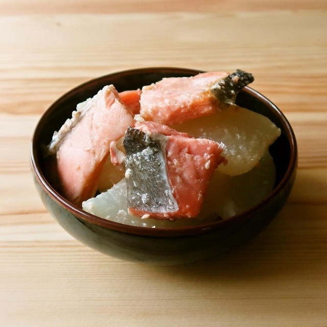 今週のdaysy：大根と塩鮭のガリバタ煮