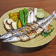 魚グリルで簡単10分！ふっくら美味しい秋刀魚の塩焼きの作り方