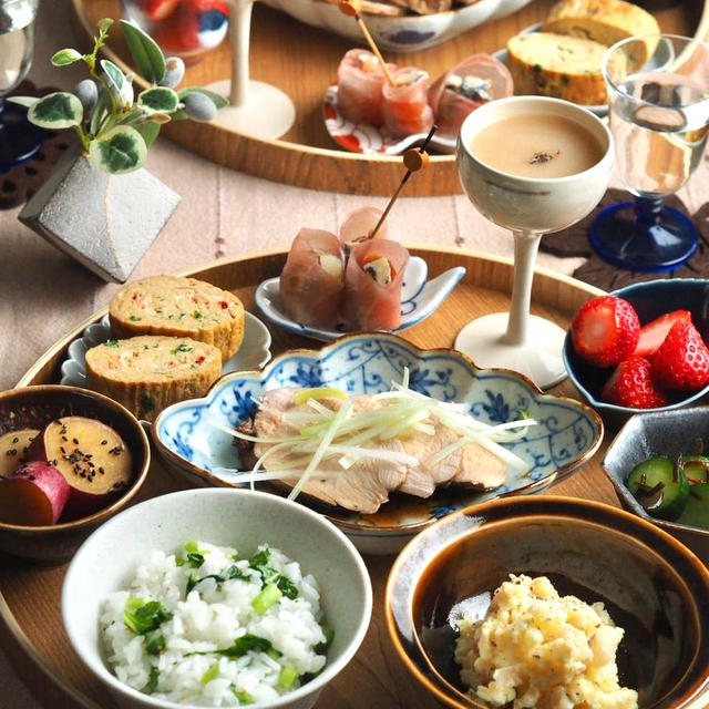 小皿いろいろ お盆で和食ごはん